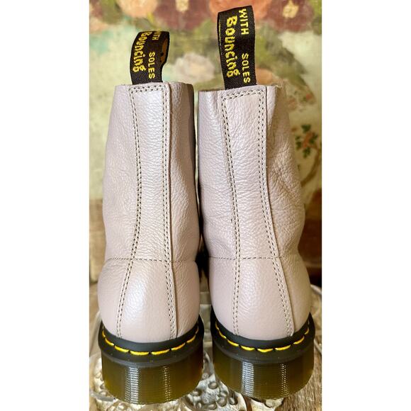 💠Not For Sale 💠 Dr. Martens 1460 Pascal Virginia Vintage Taupe. Size: 41/9 - Picture 7 of 14